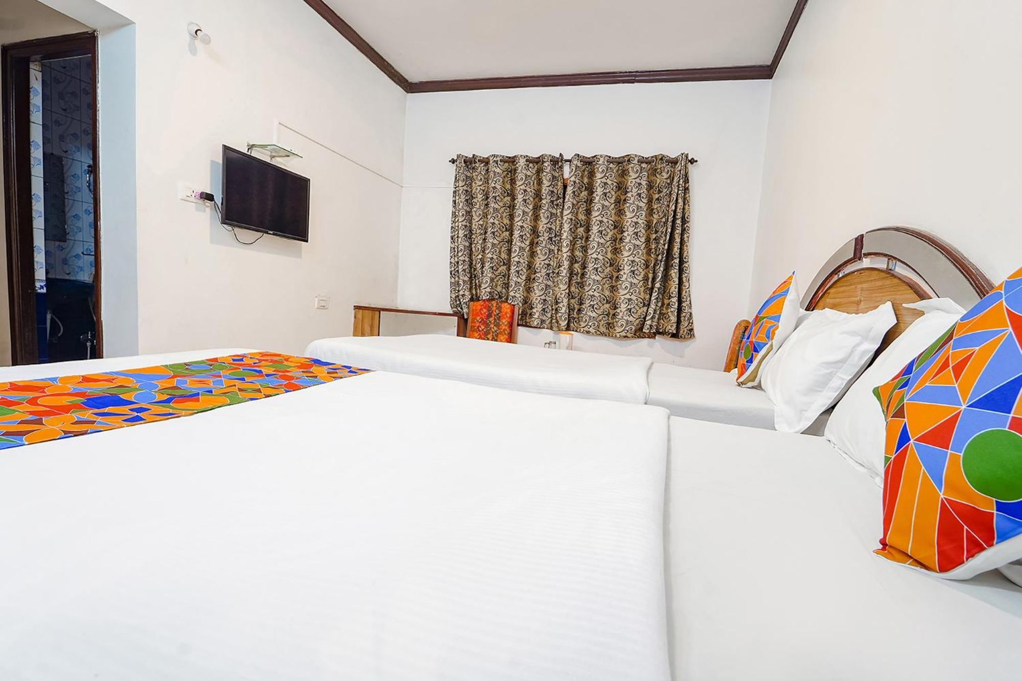 Hotel Orchid Inn Ooty Esterno foto