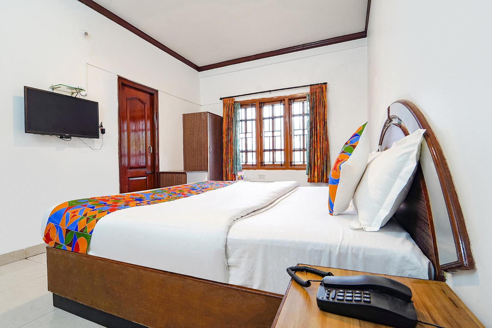 Hotel Orchid Inn Ooty Esterno foto